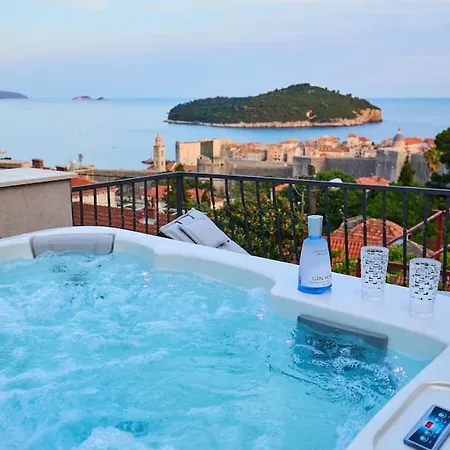 Apartmán New & Stunning Views In Luxury 5* Divona