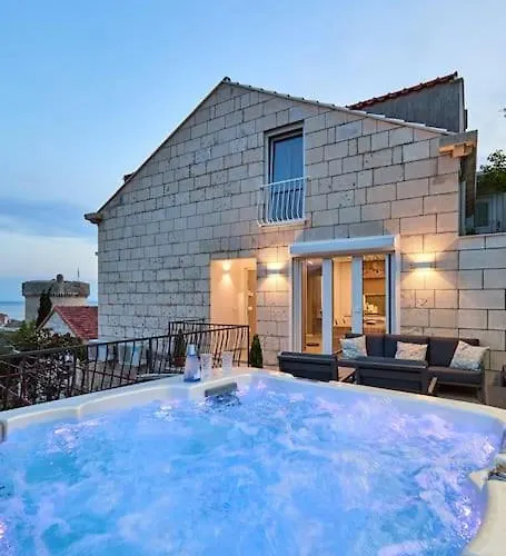 New & Stunning Views In Luxury 5* Divona *