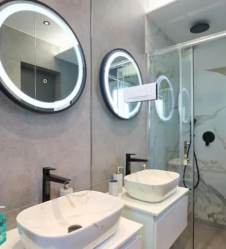 New & Stunning Views In Luxury 5* Divona Lägenhet Dubrovnik