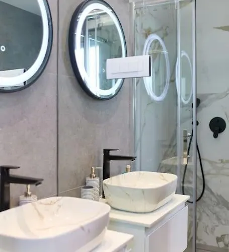 アパート New & Stunning Views In Luxury 5* Divona ドゥブロブニク